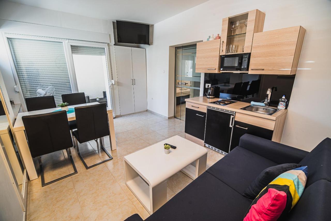 Downtown Park Apartments With Balcony Vodice Eksteriør bilde