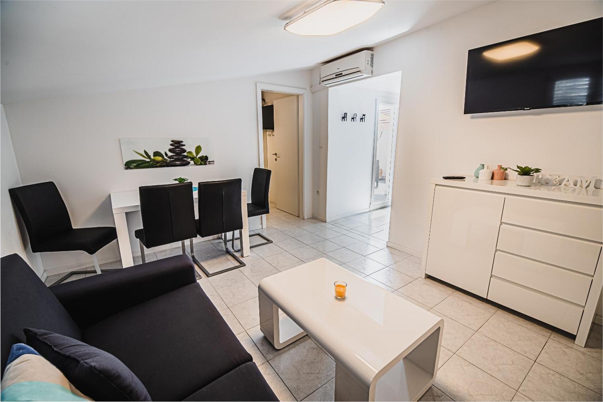 Downtown Park Apartments With Balcony Vodice Rom bilde