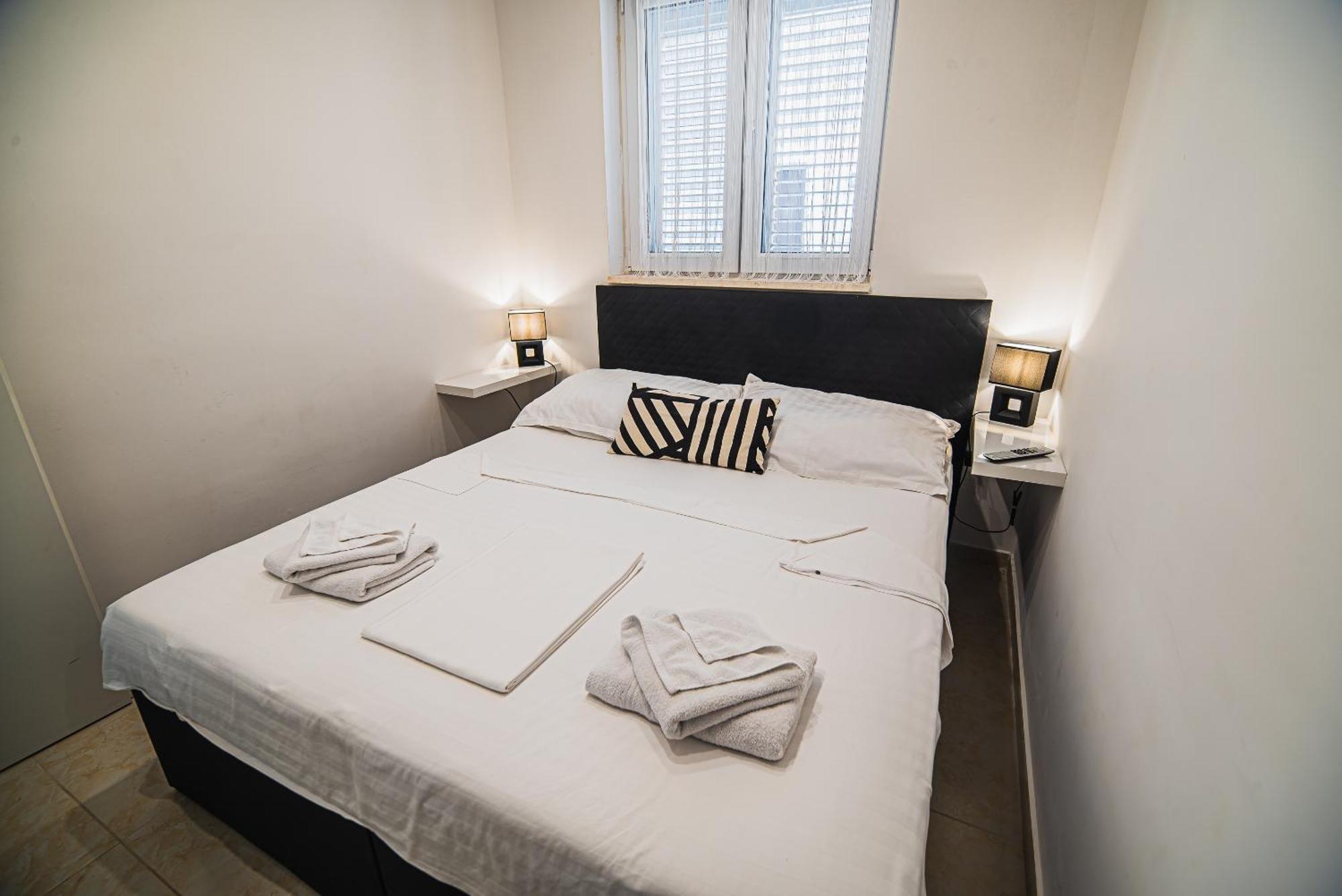 Downtown Park Apartments With Balcony Vodice Rom bilde